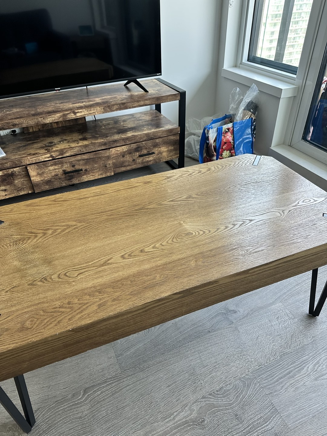 Structube Coffee table