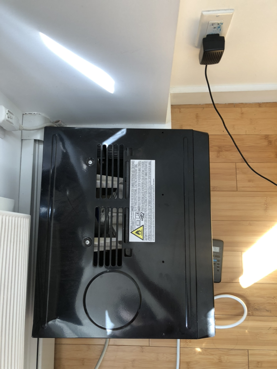 TCL 8,000 BTU Smart Window AC - photo 2