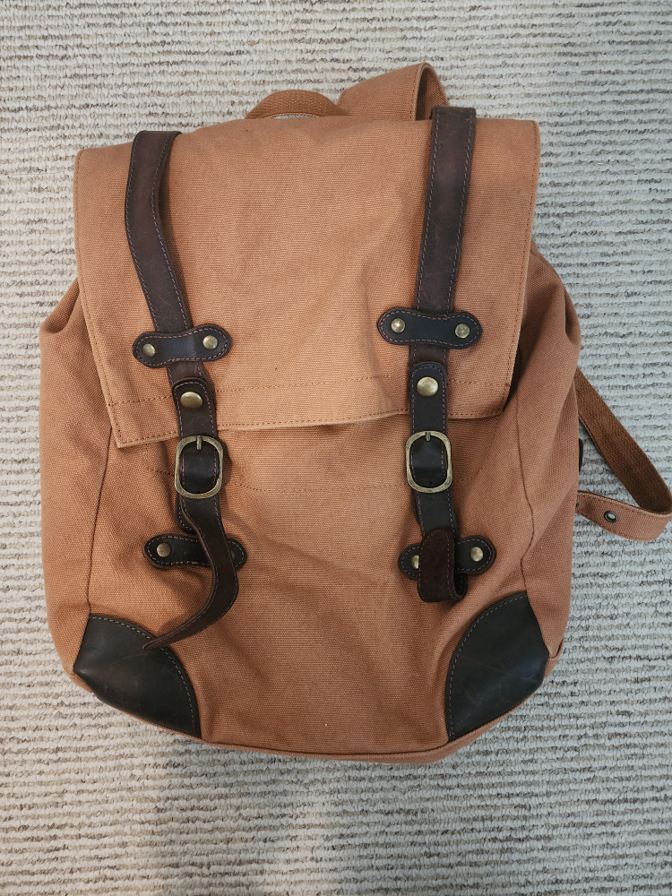 Vintage style canvas back pack