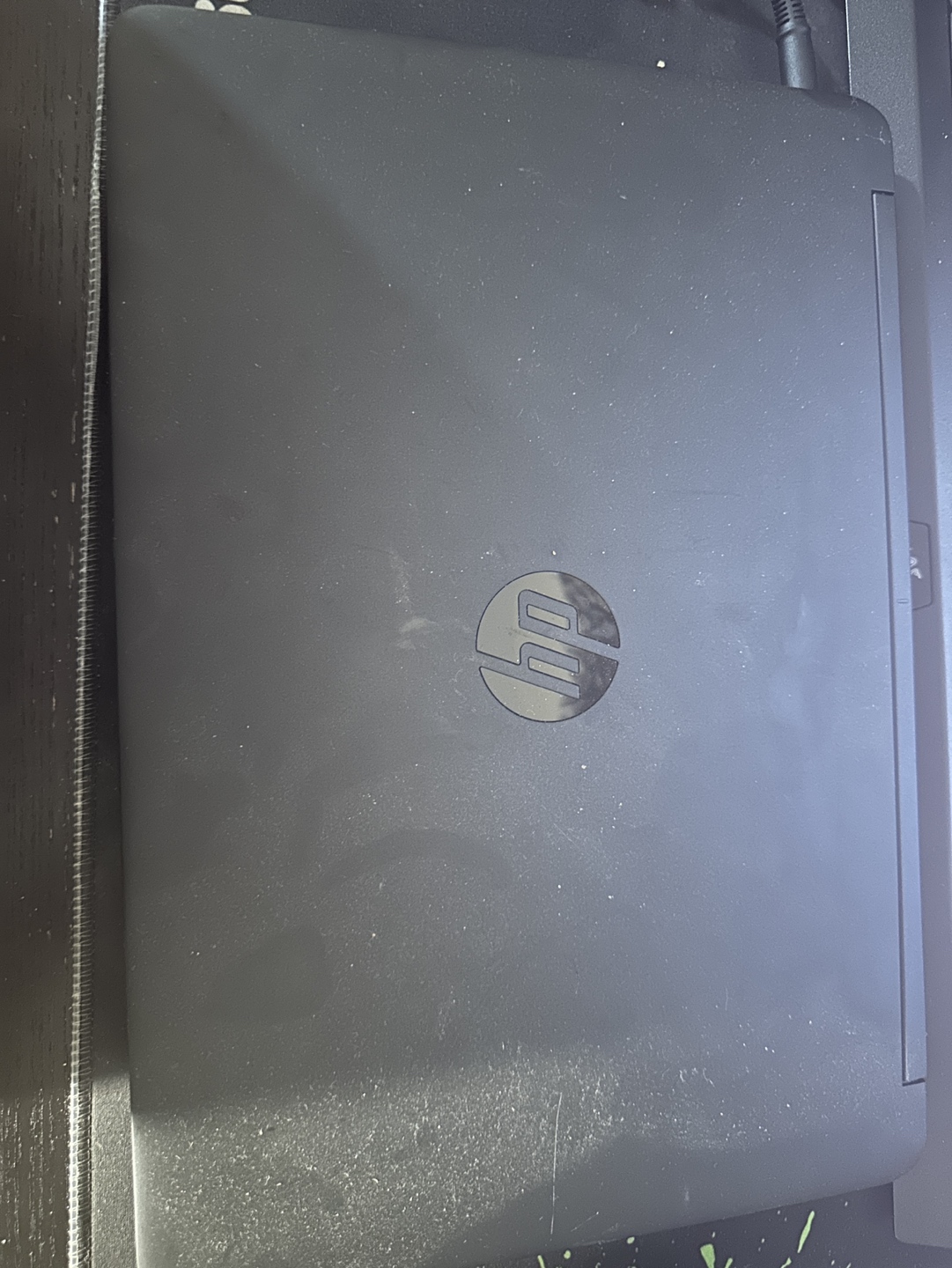 HP Laptop - photo 2