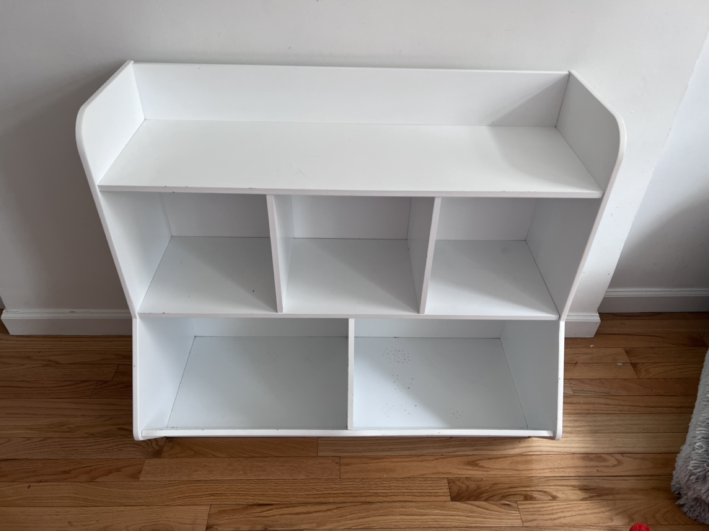 Toy storage bin