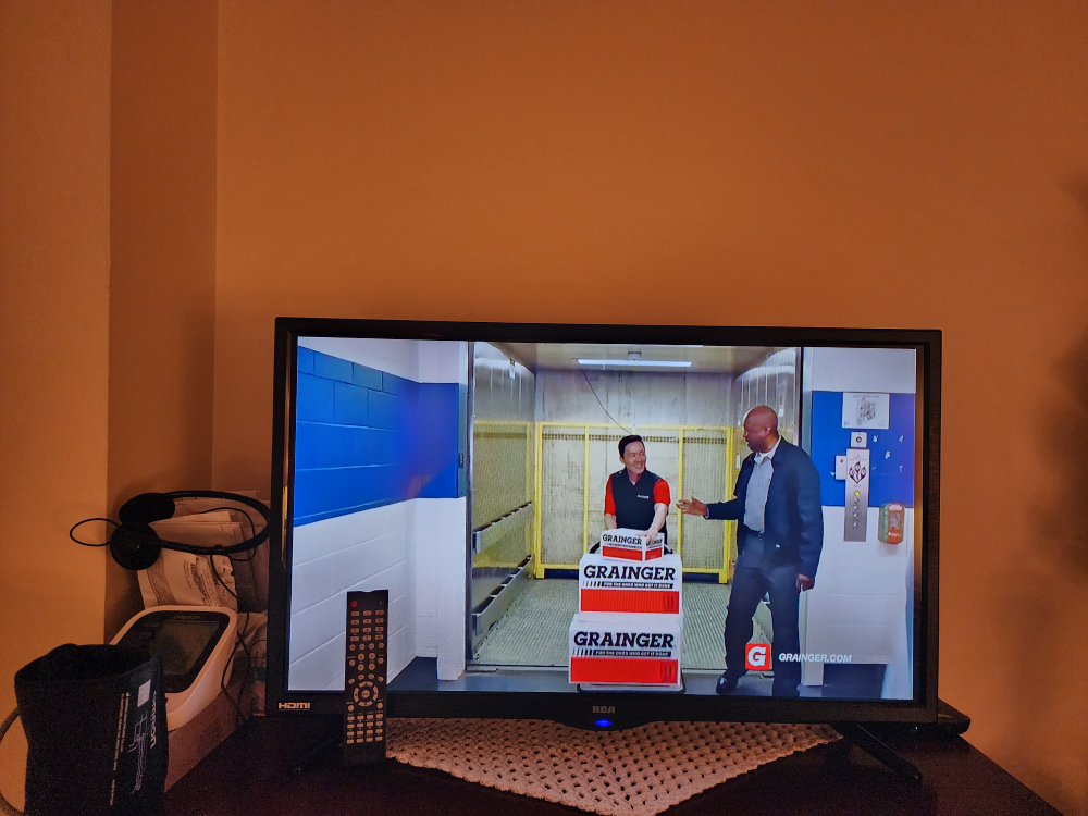 LED RCA color TV  with DVD built in