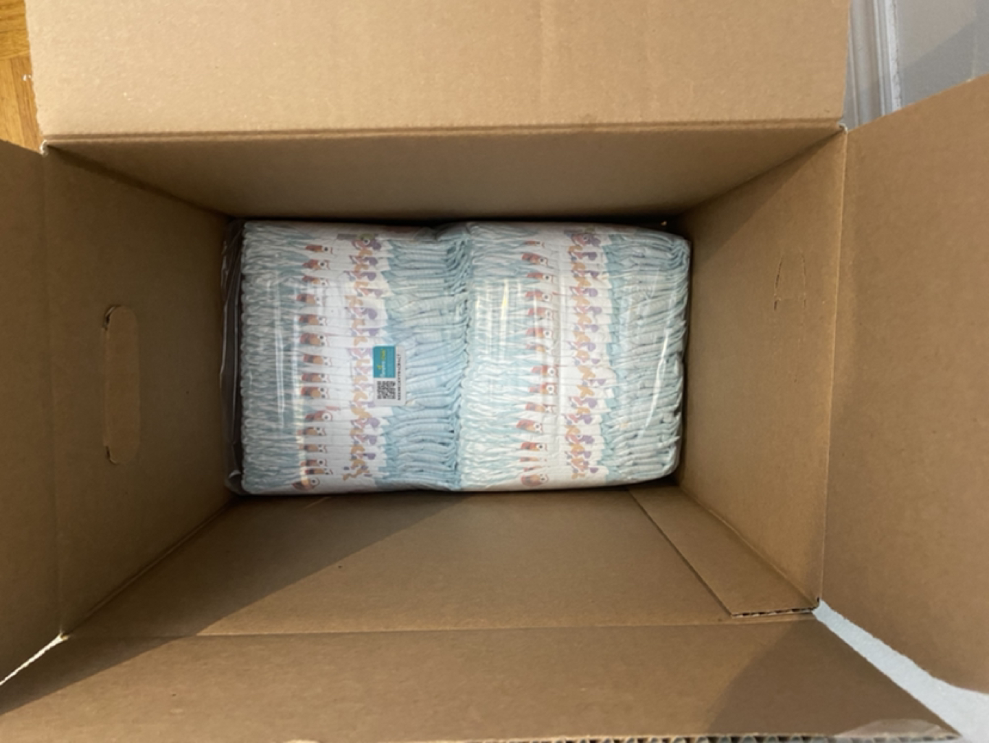 BNIP 60 pieces Pampers Size 2 image indicator(3)