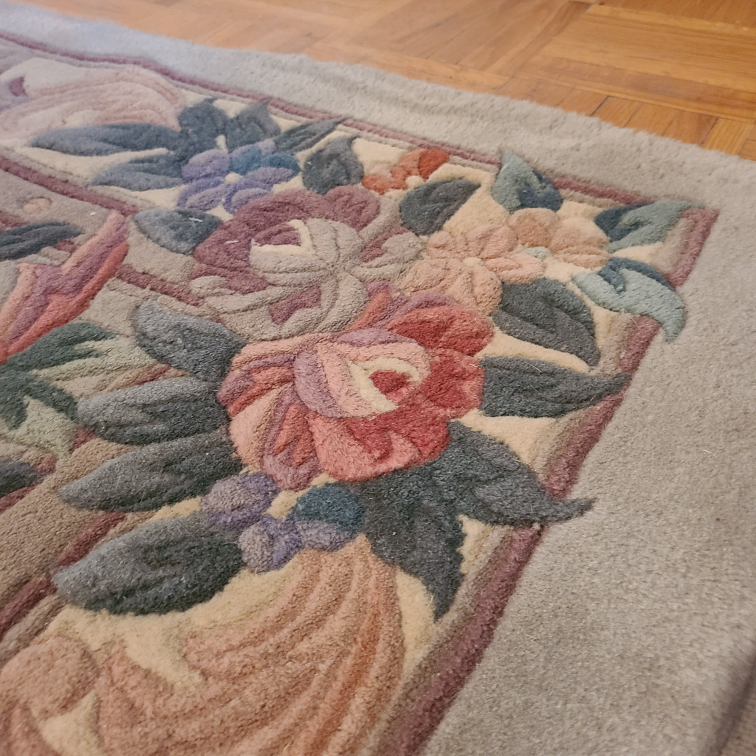 Virgin Wool Area Rug image indicator(4)