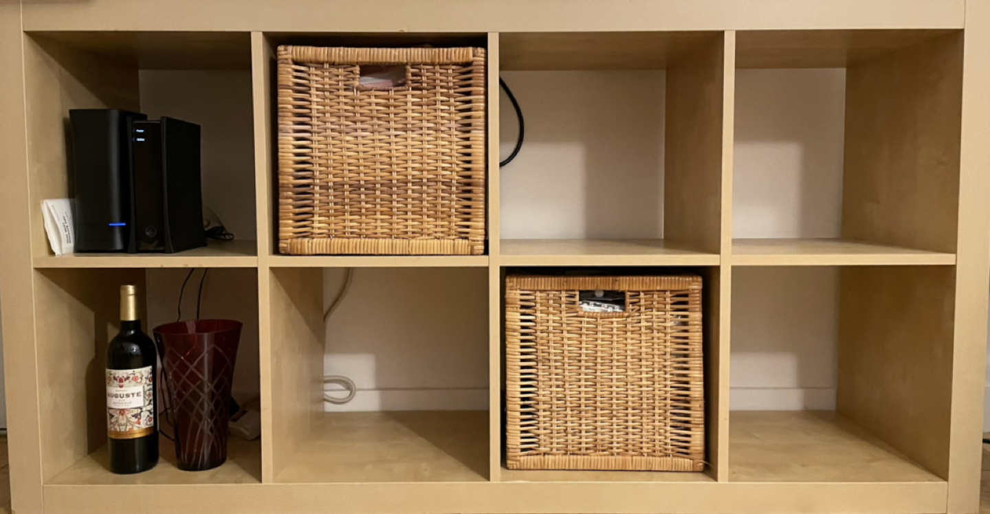 Book shelf - clean, woven basket for free!