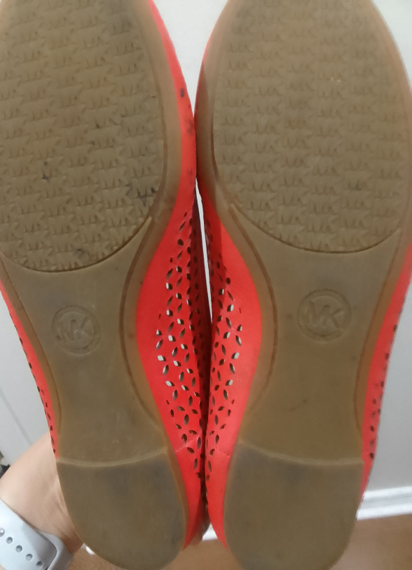 MK flat shoes image indicator(3)