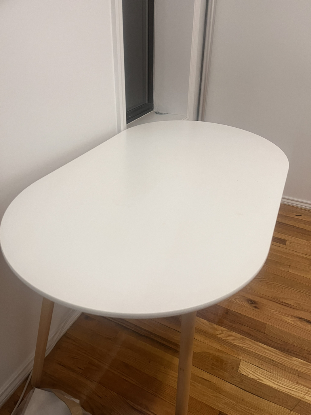 Table - photo 2