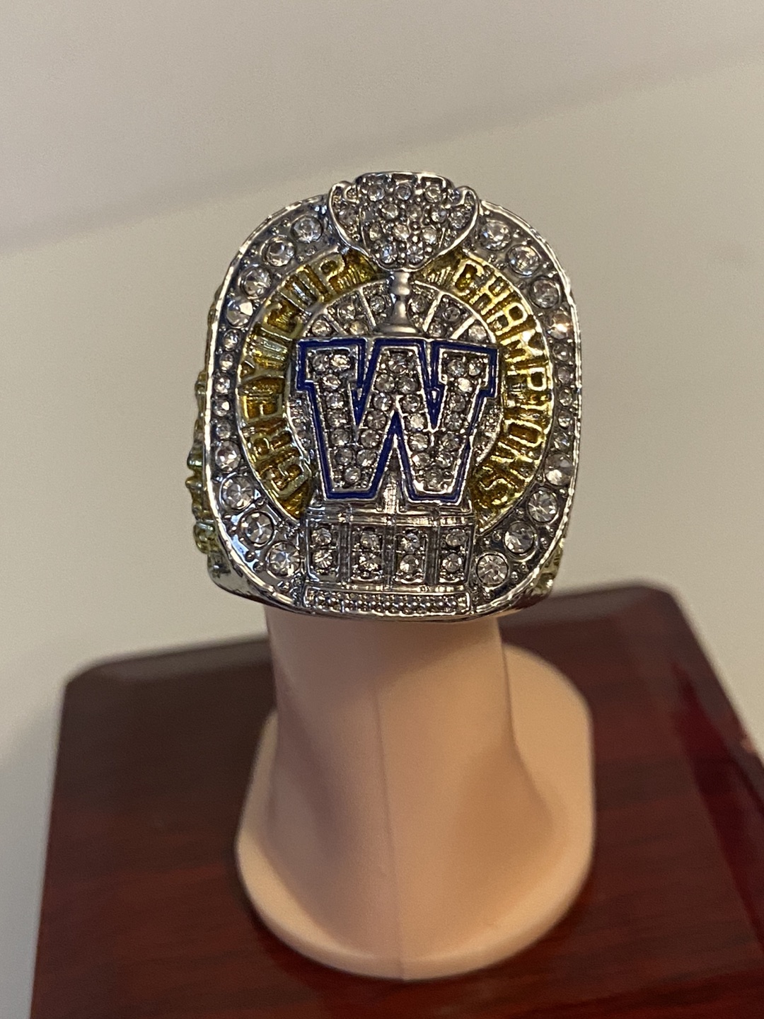 Winnipeg Blue Bombers 2021 The 108th Grey Cup Championship Ring thumbnail