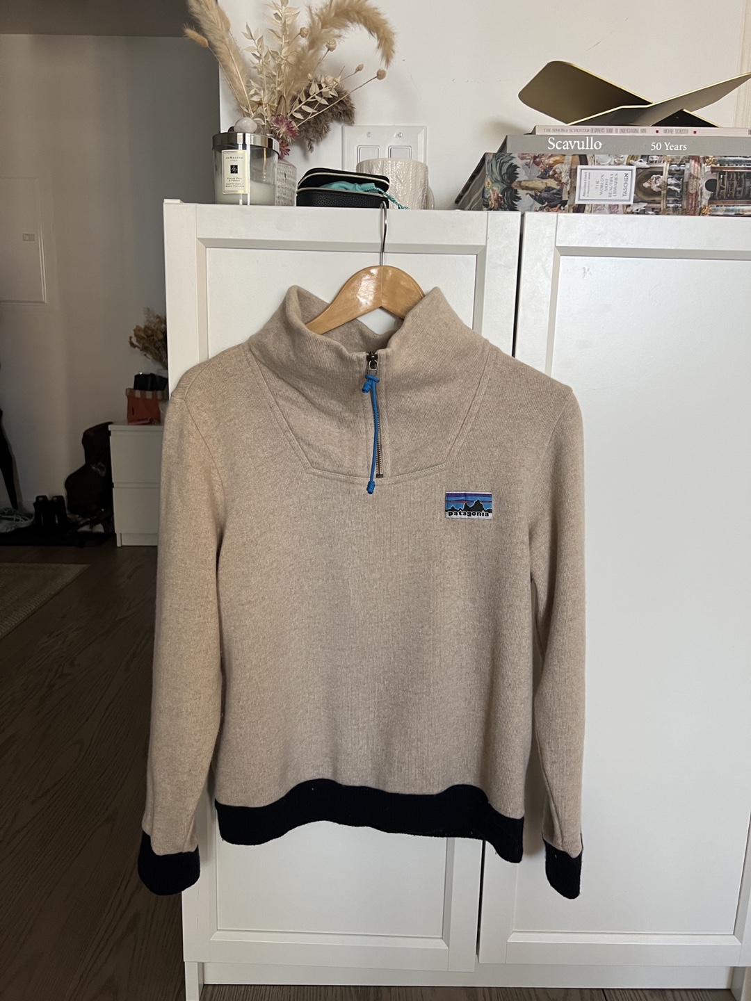 Women’s Patagonia Sweater (S) thumbnail