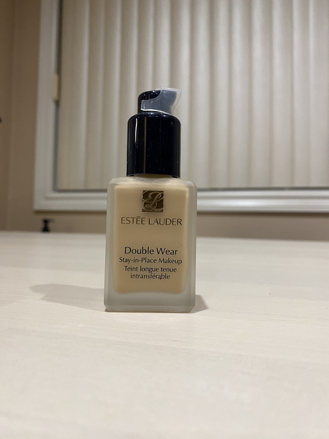Estee Lauder foundation 1W2 sand thumbnail