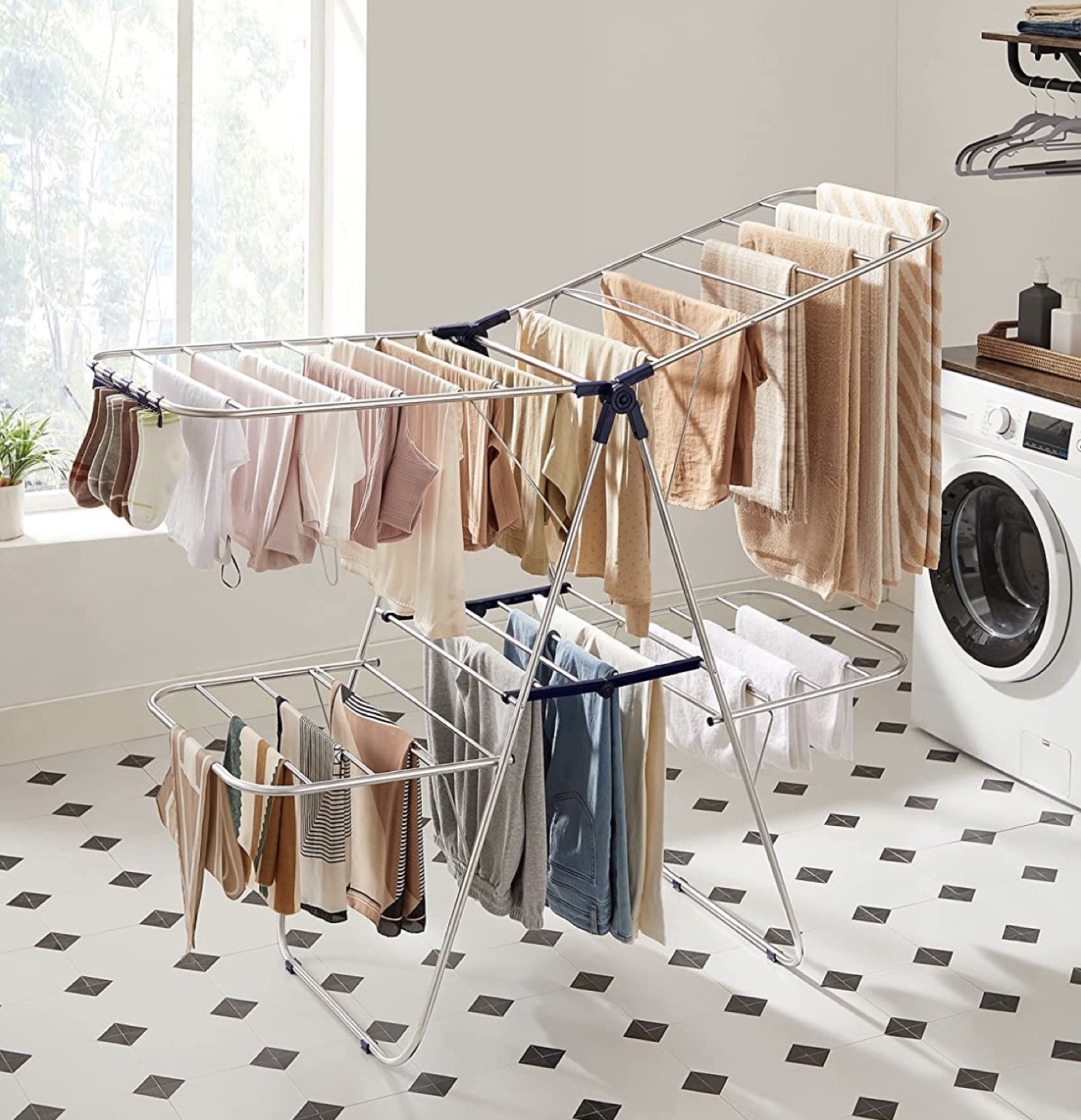 Clothes Drying Rack thumbnail