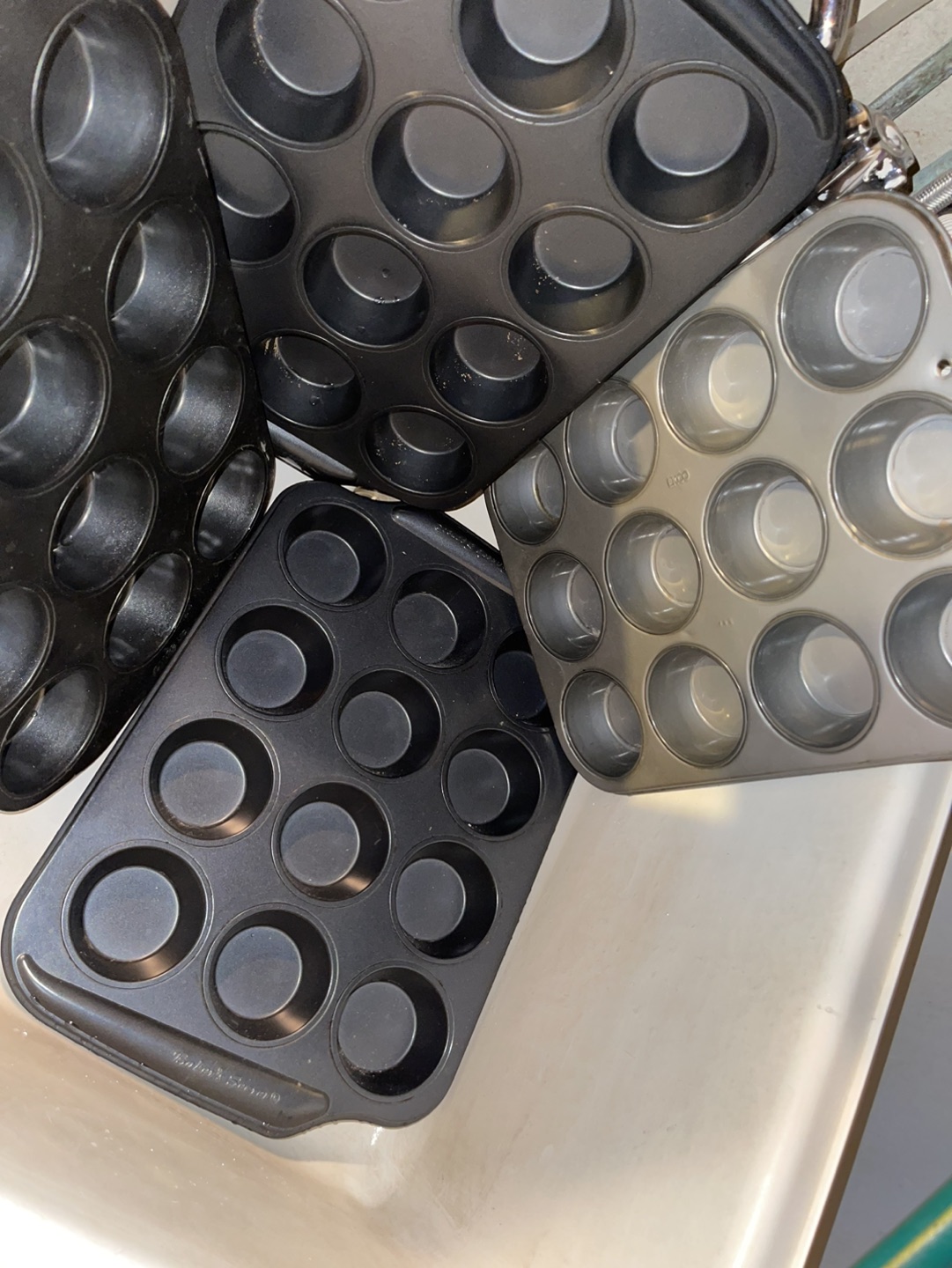 ⬆️ Muffin Pans image indicator(3)