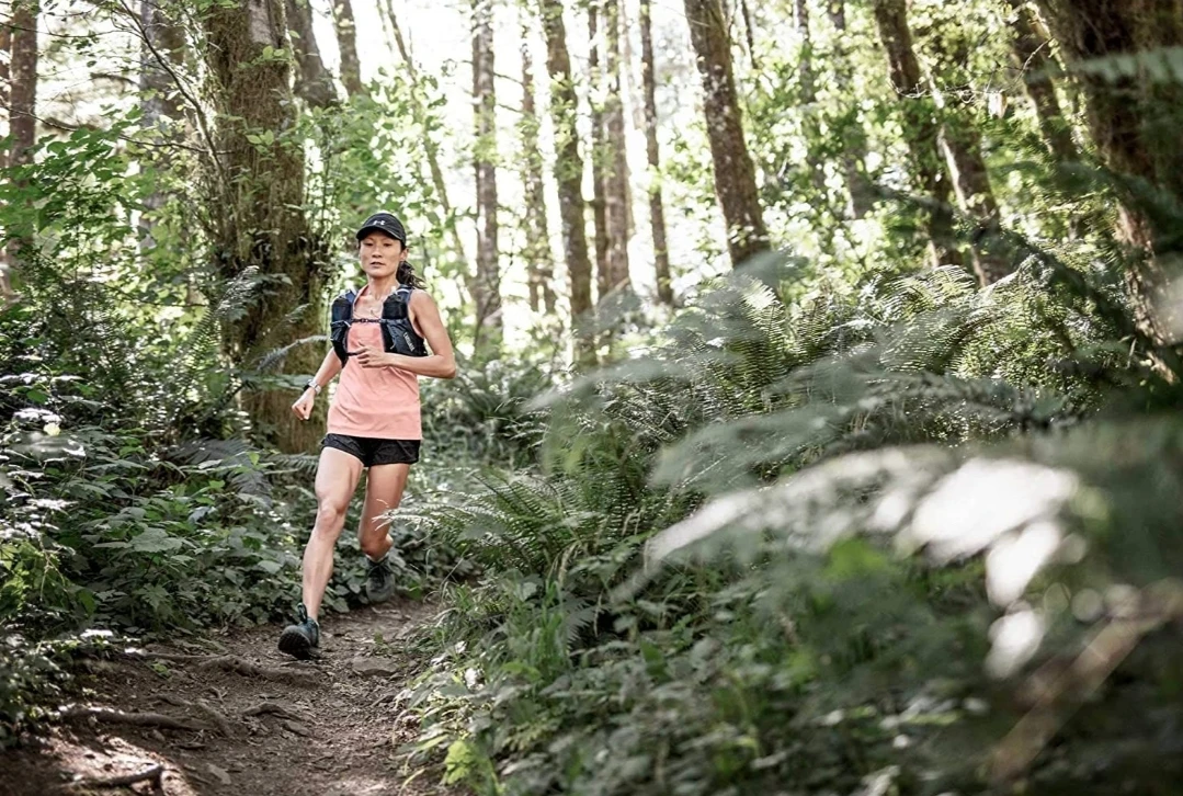 Camelbak Women's Circuit Vest (1.5L Reservoir) 50oz NEW image indicator(9)