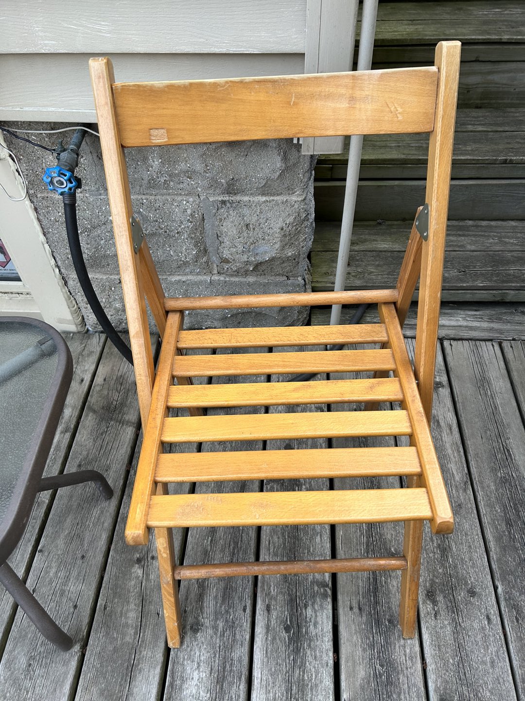 Folding chairs image indicator(3)