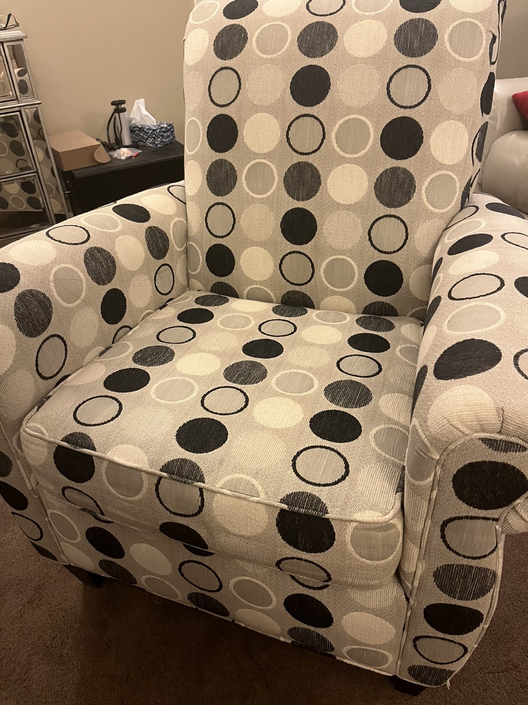 sofa chair ⬆️ thumbnail