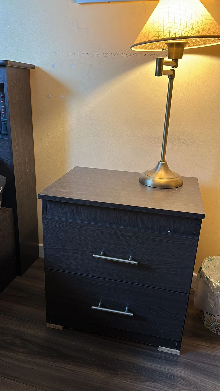 2 twin beds with mattresses - photo 4