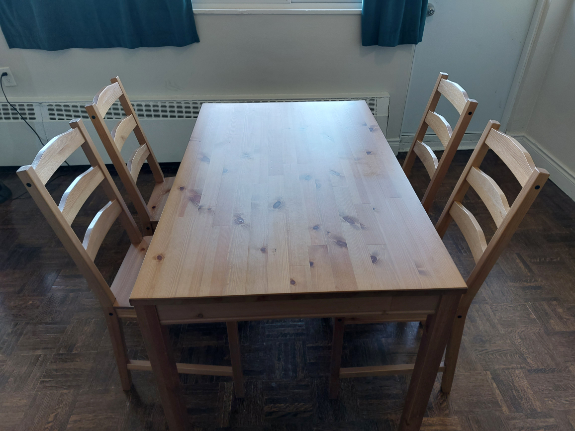 Dining Table Set - Ikea (Table and 4 chairs)
