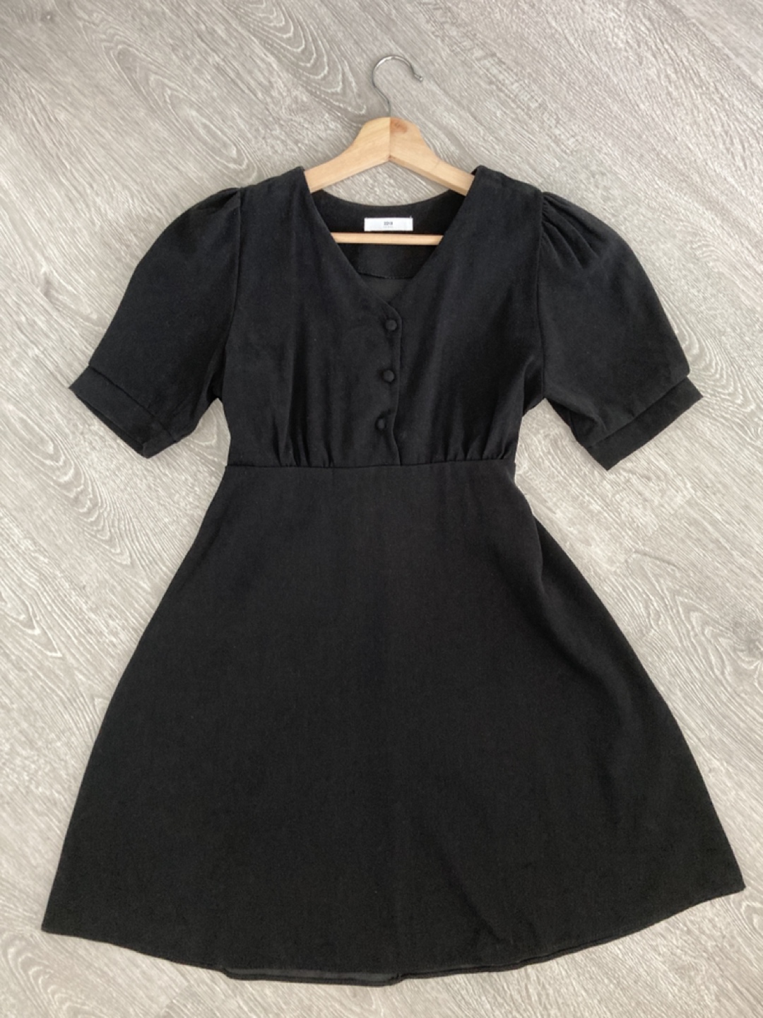 Black Mini Dress | Closet Cleanout! ✨