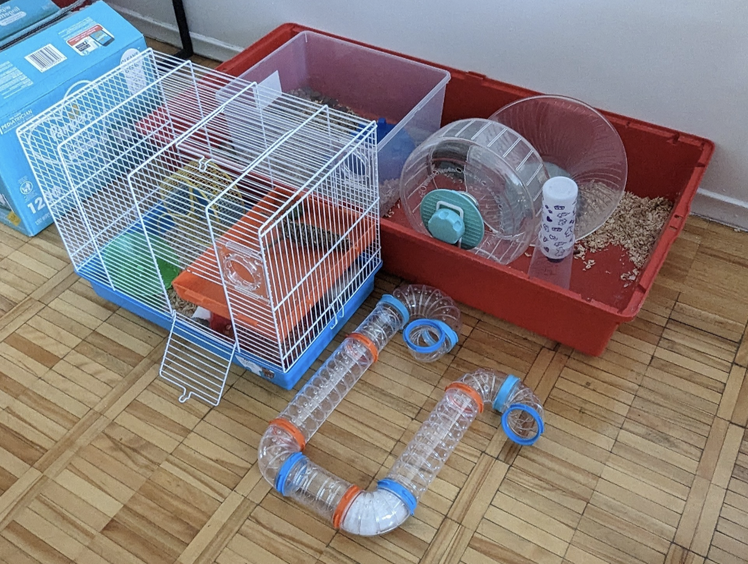 one big guinea pig / rabbit / hamster / small pet cage image indicator(4)