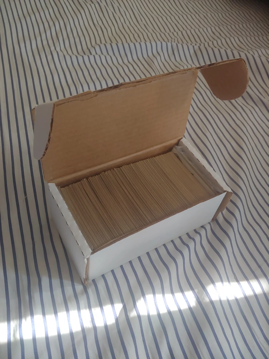 1989 Topps Baseball Card Lot (300+ Cards) thumbnail