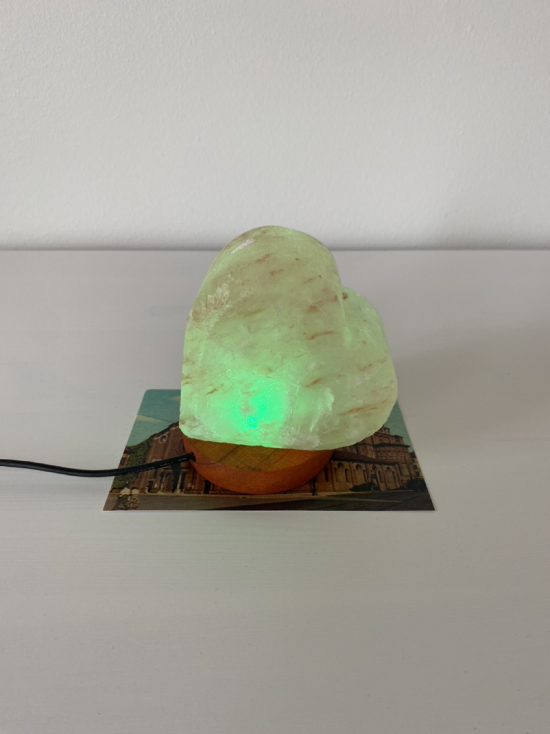 Salt lamp heart-shaped - photo 3