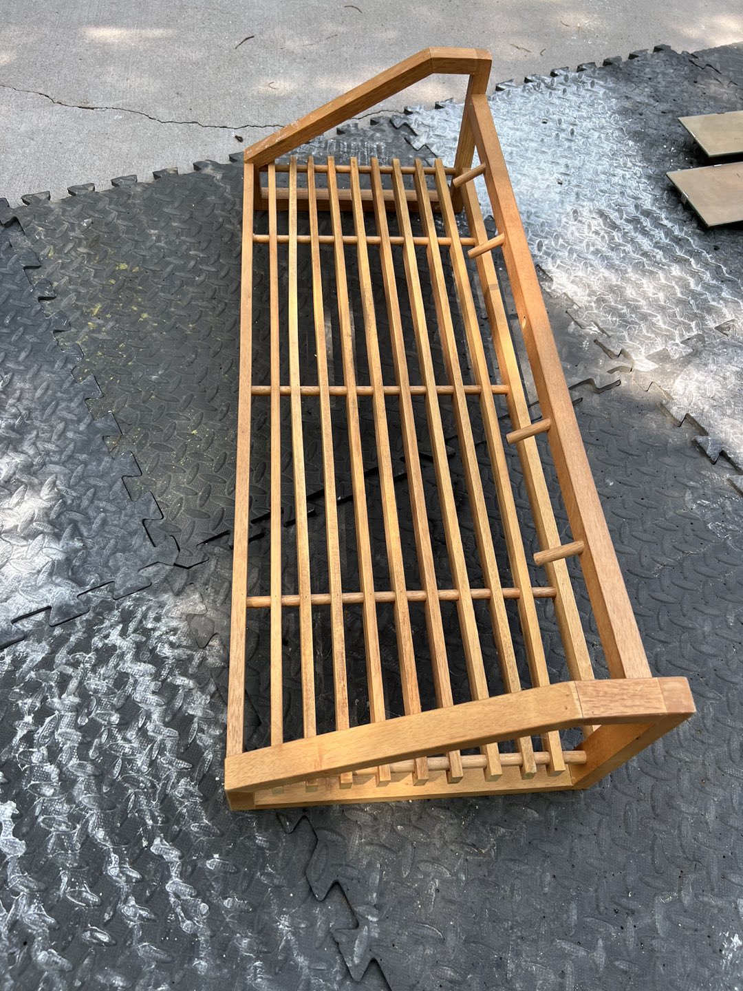 Soft padding for floor.  Needs abit of a cleaning image indicator(4)