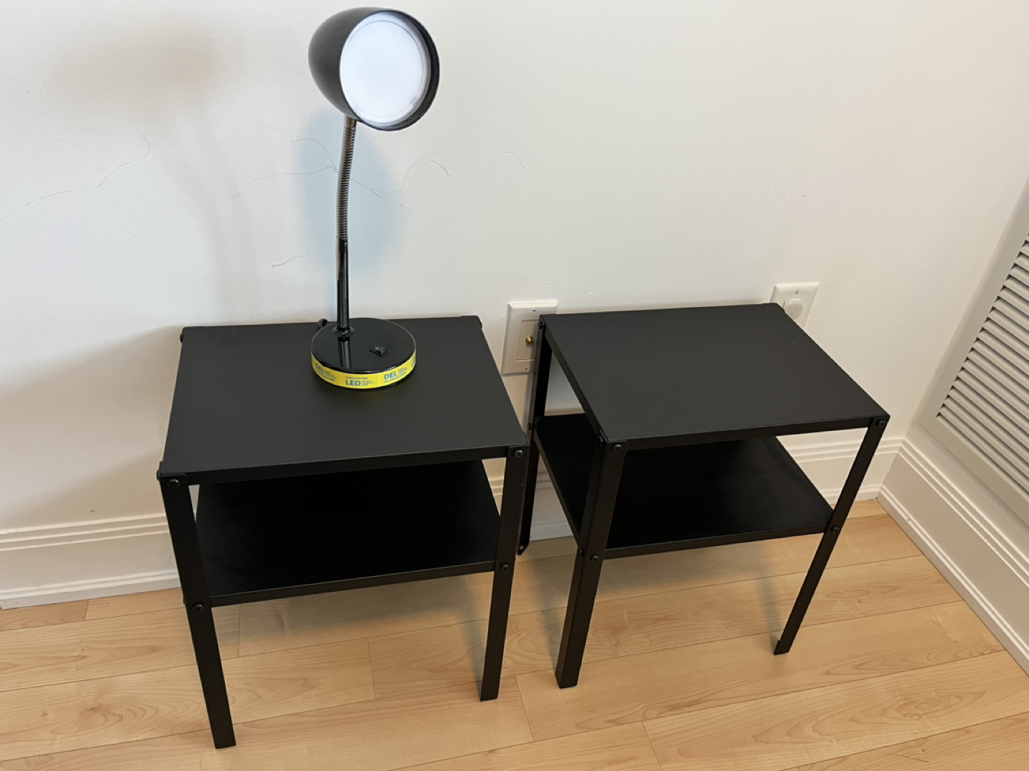 Bedside tables x2 - photo 2