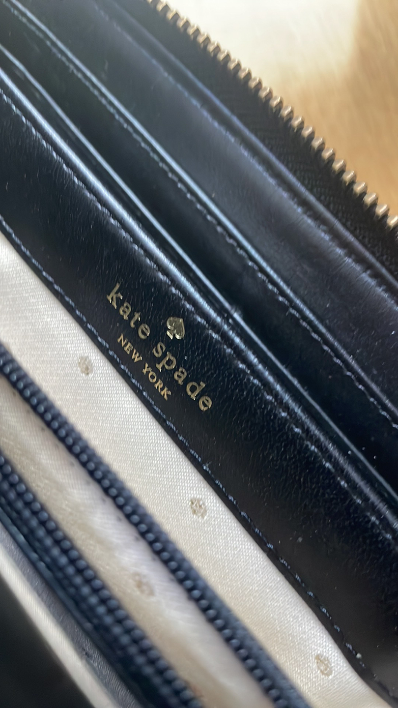 NEW Kate Spade Black Leather Quilted Zip Wallet - photo 3