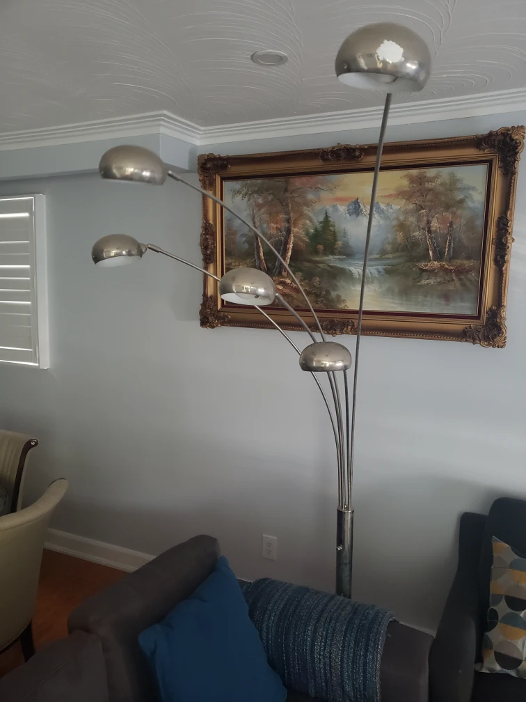 floor lamp