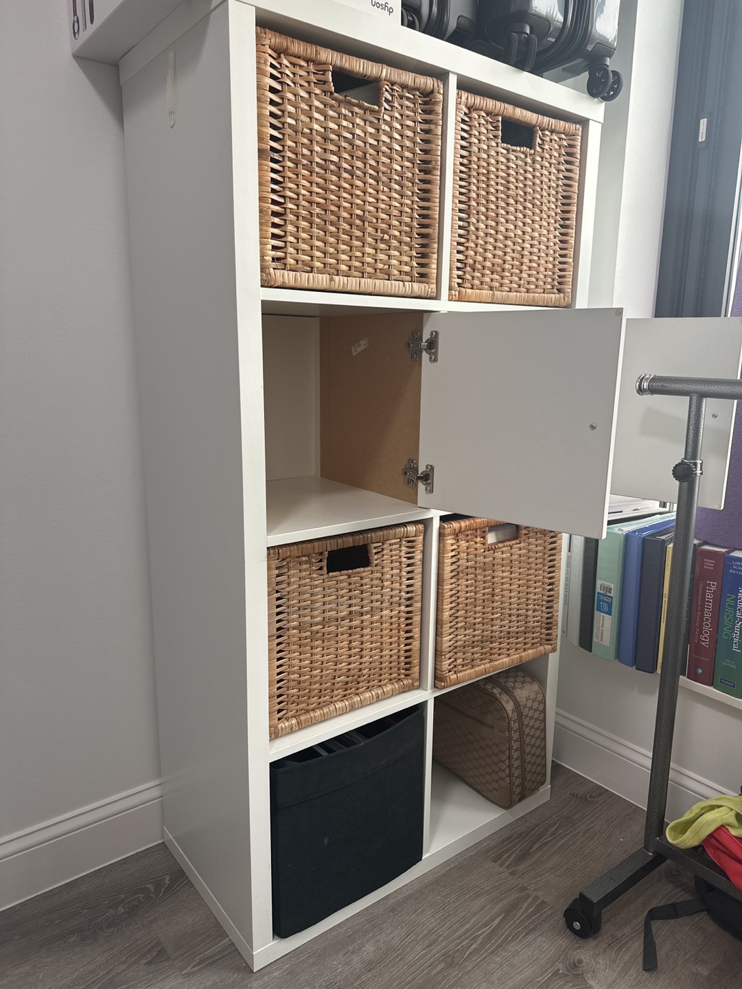 Book shelve