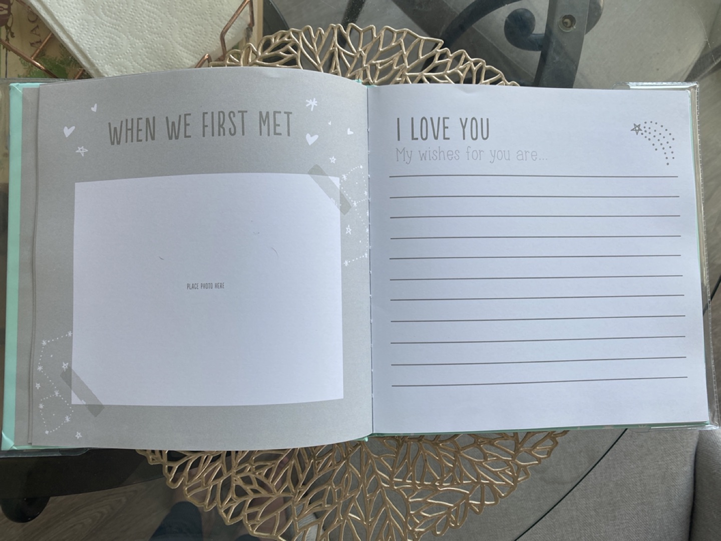 #Freecycle Baby’s First Year memory book - photo 2