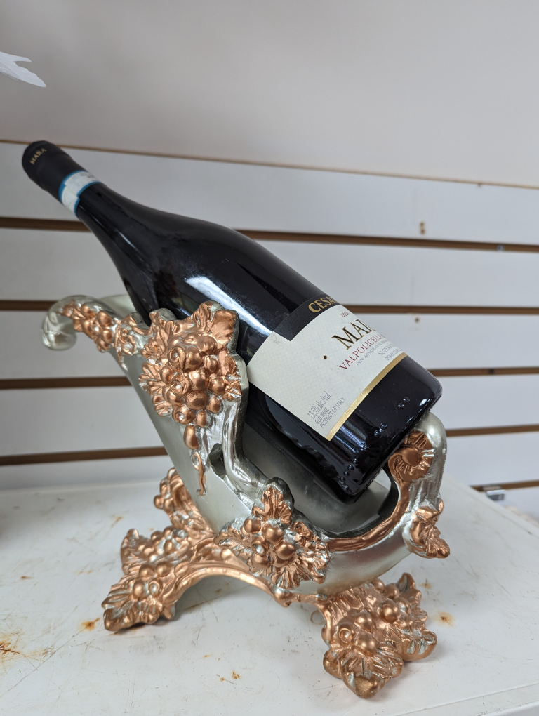 wine holder