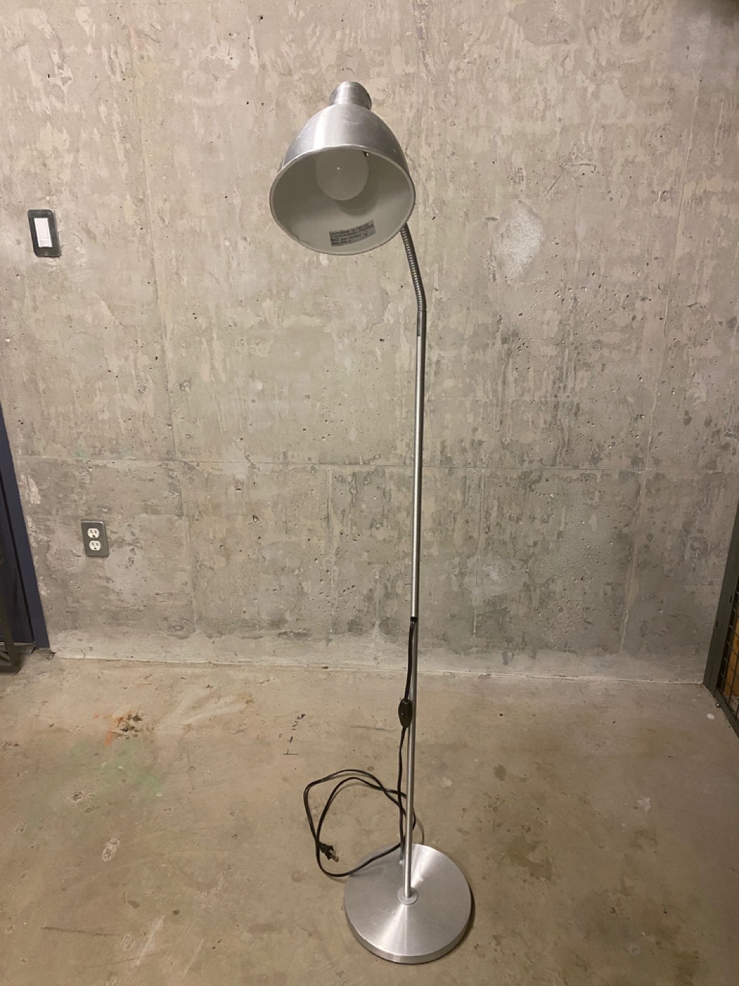 Standing lamp