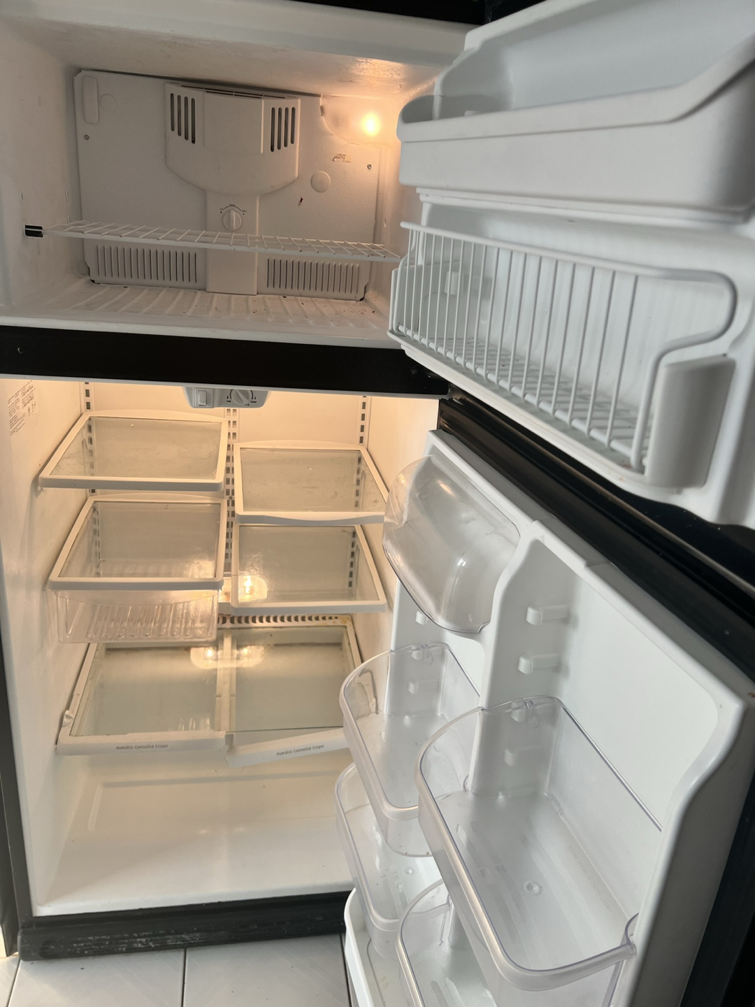 Refrigerator from Frigidaire - photo 2
