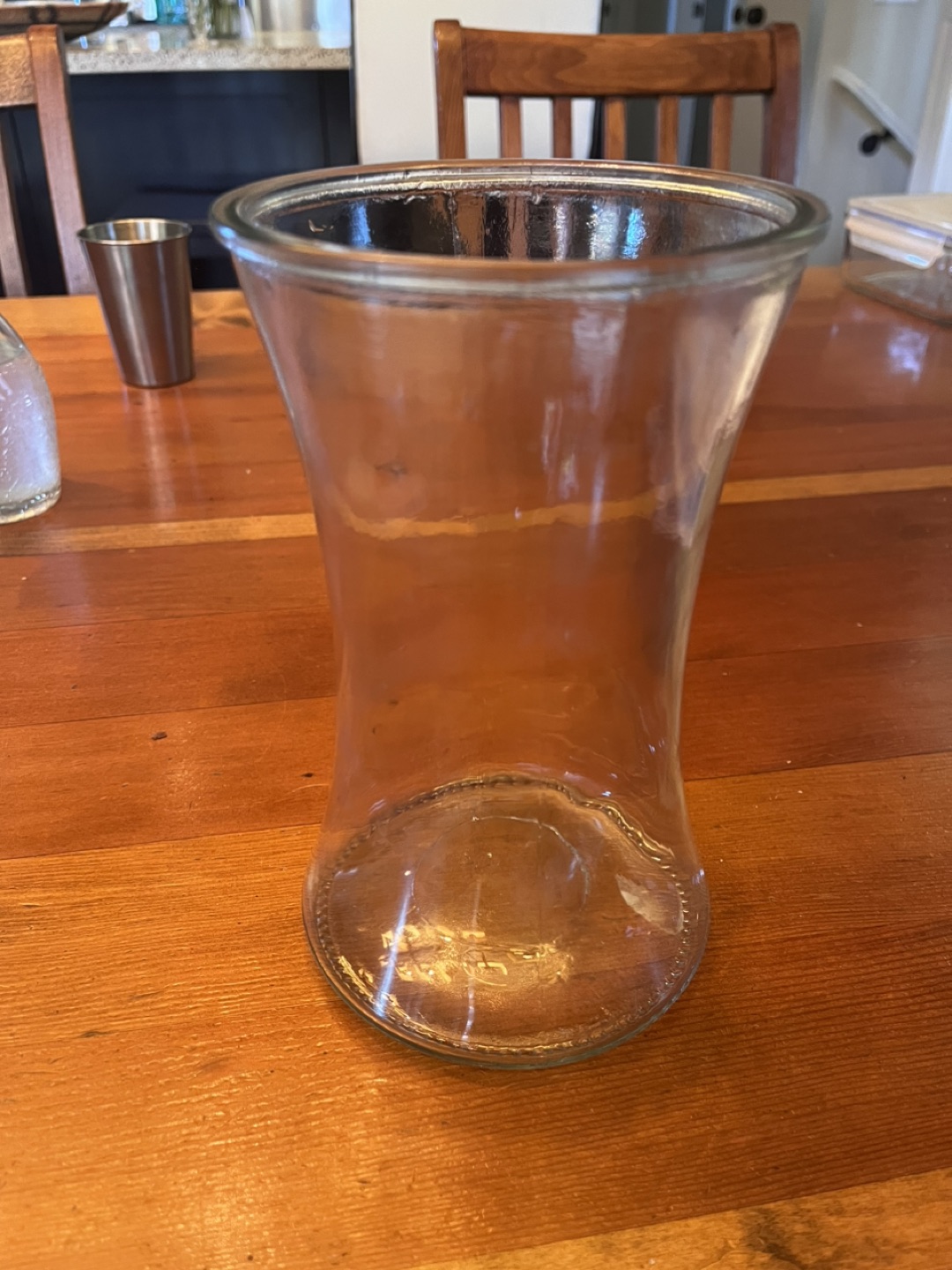 Free vase ⬆️ thumbnail