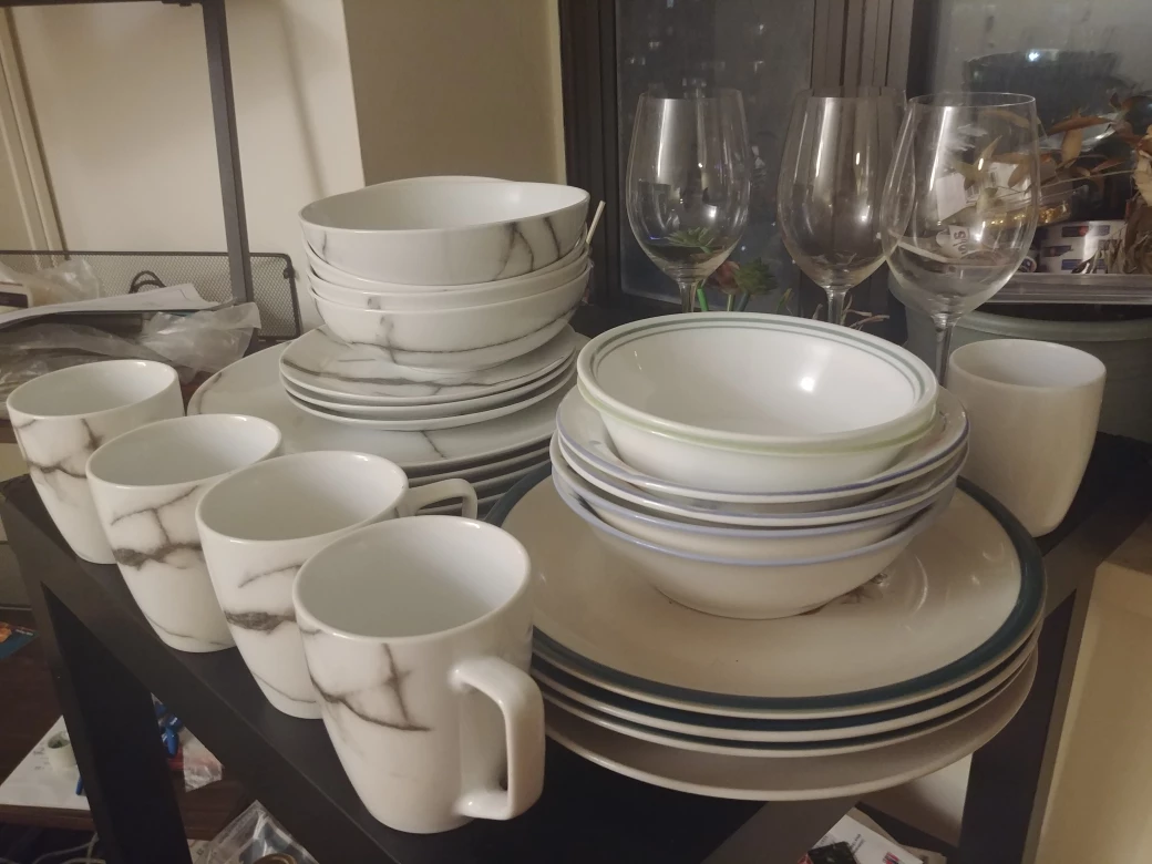 Plates, Mugs