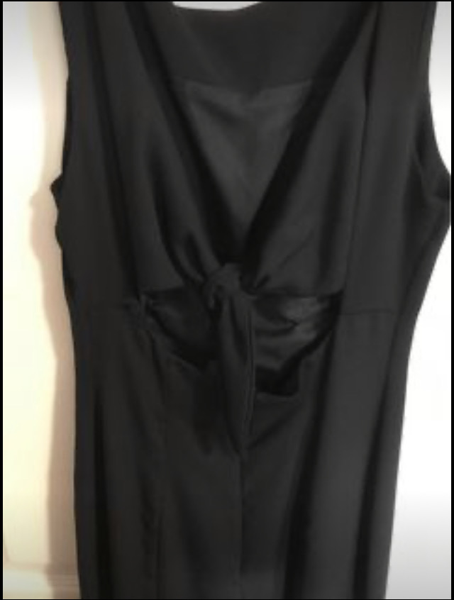 Beechers Brook maxi dress with back cut out image indicator(3)