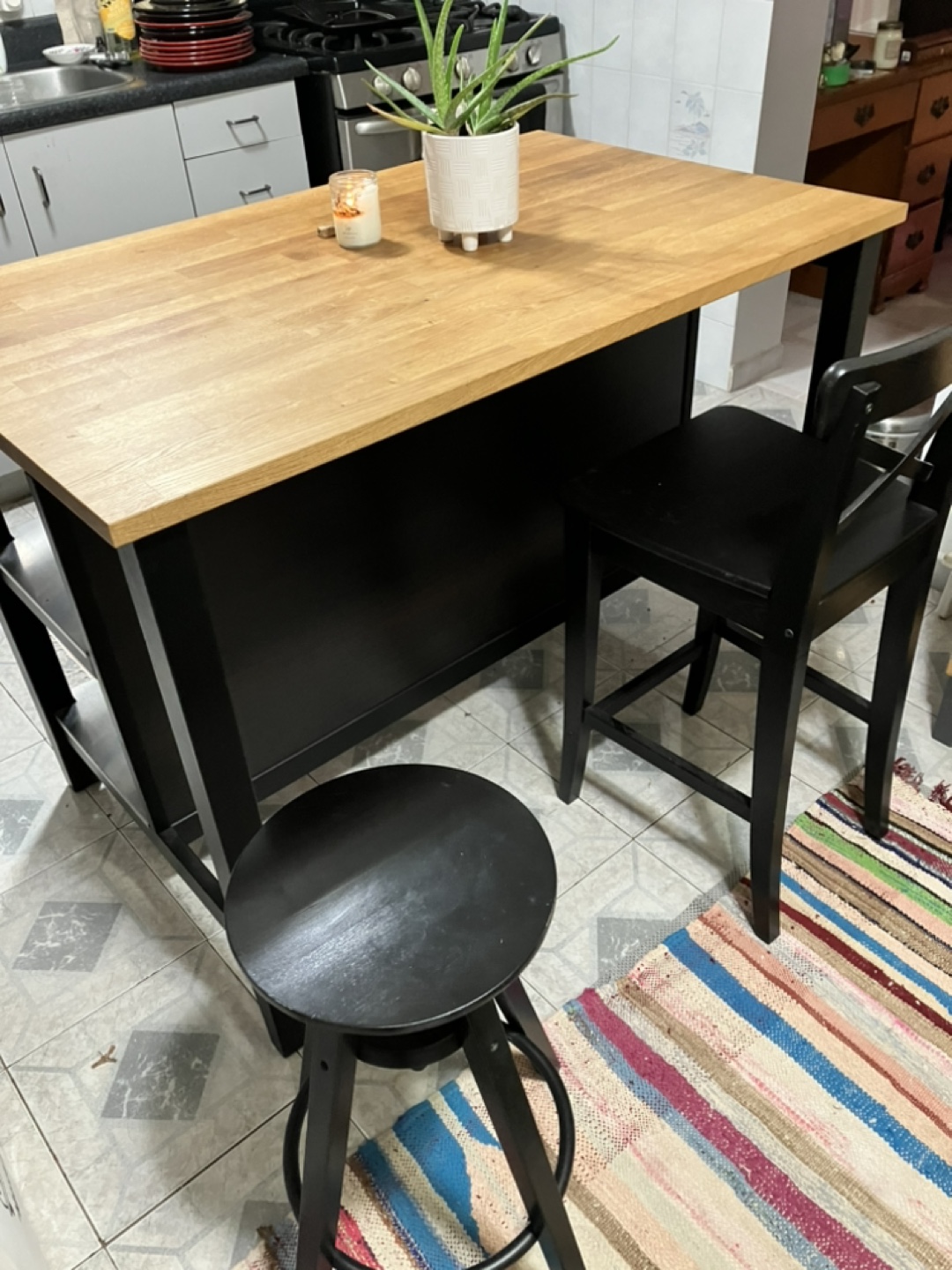 IKEA kitchen island + bar stools image indicator(2)