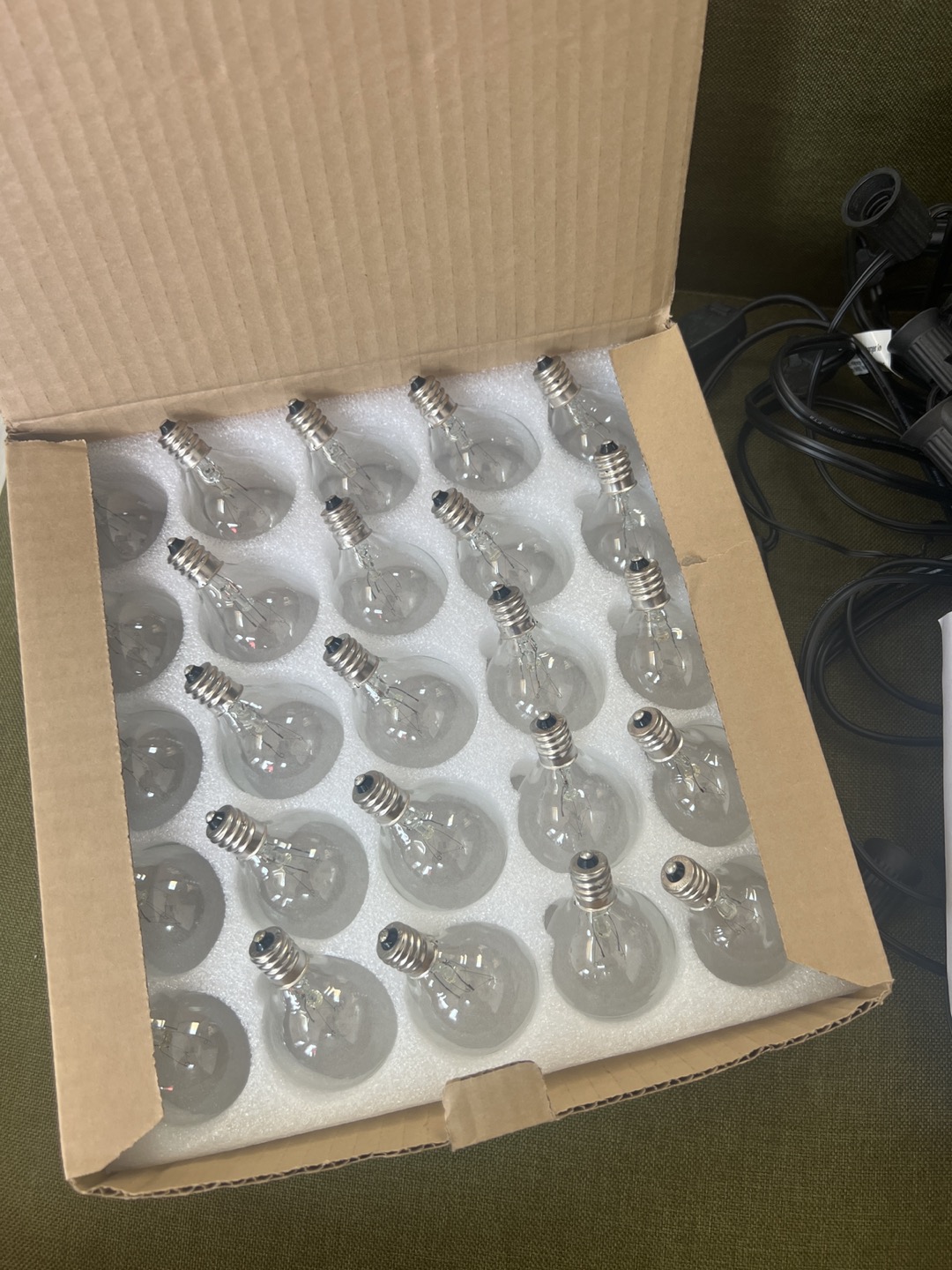 Outdoor string lights 50ft 52 Bulbs unused - photo 2
