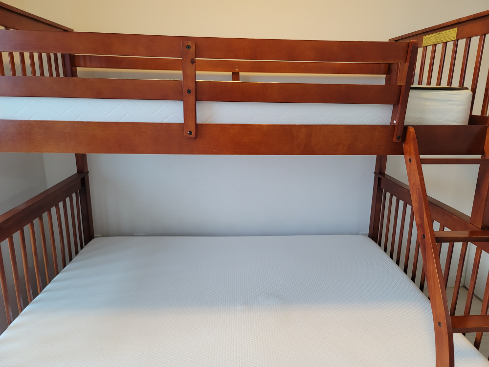 Twin over full solid wood bunk bed - photo 3