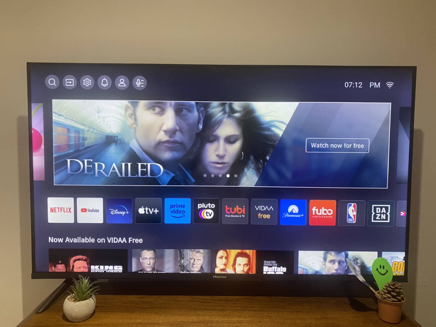 Hisense TV 40 inches