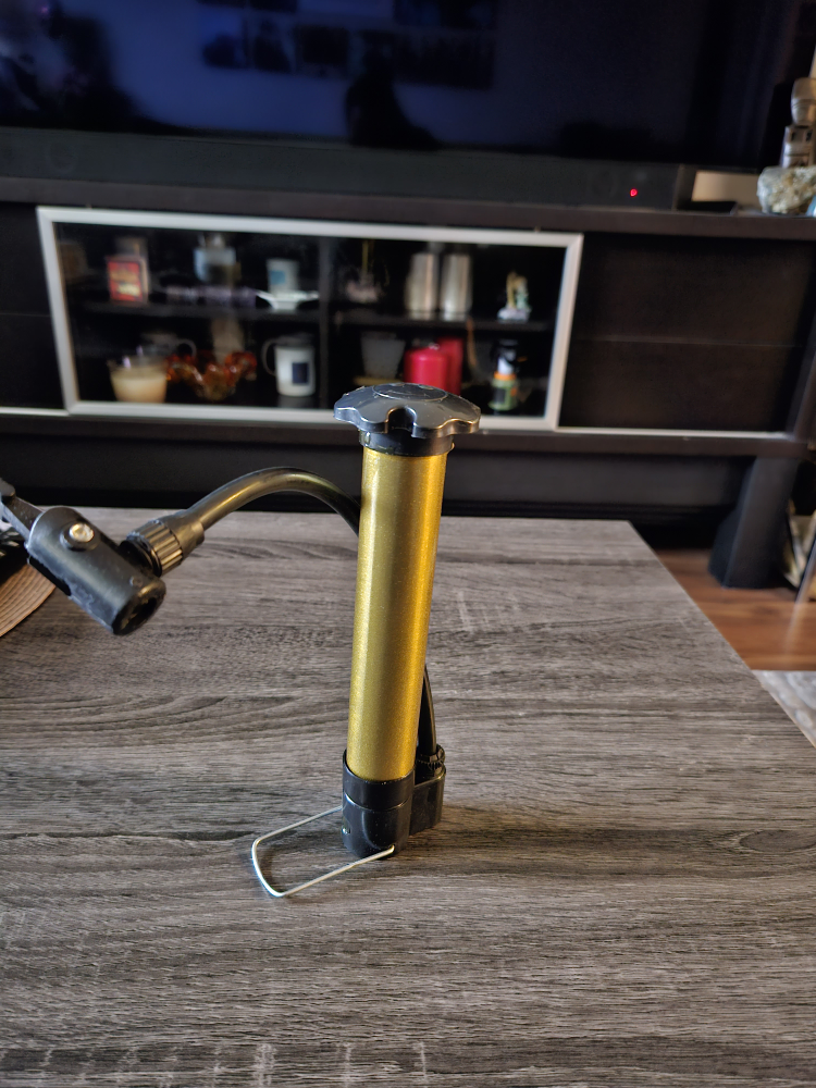 Mini-bike pump #freecycle thumbnail