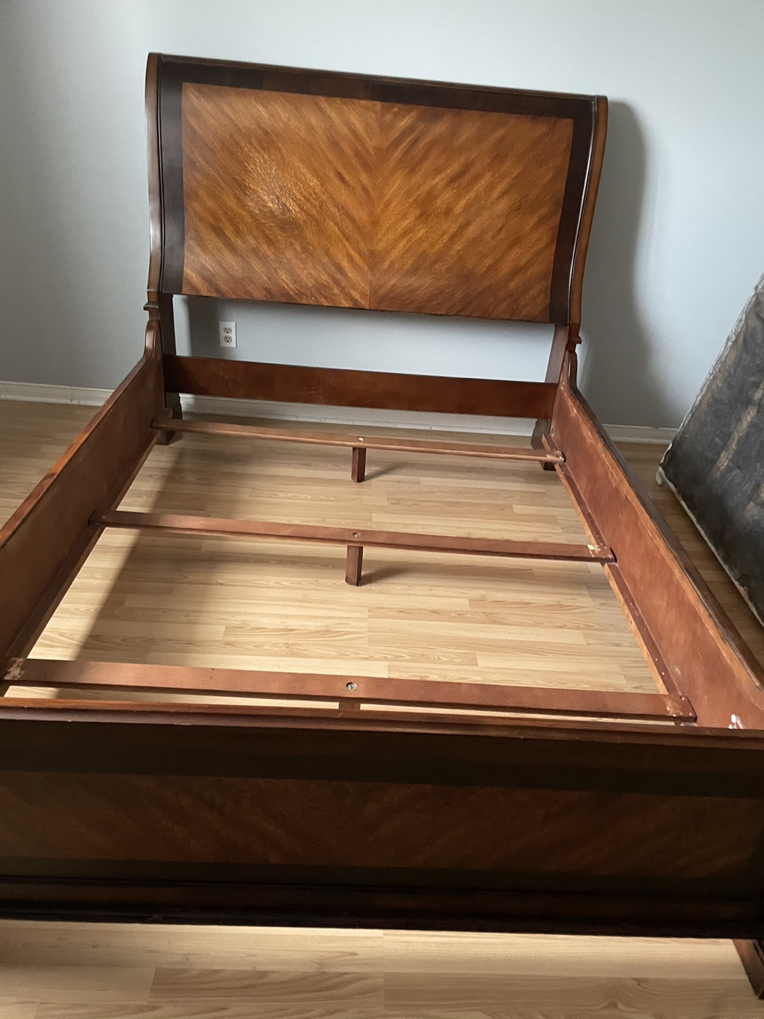 Queen bed