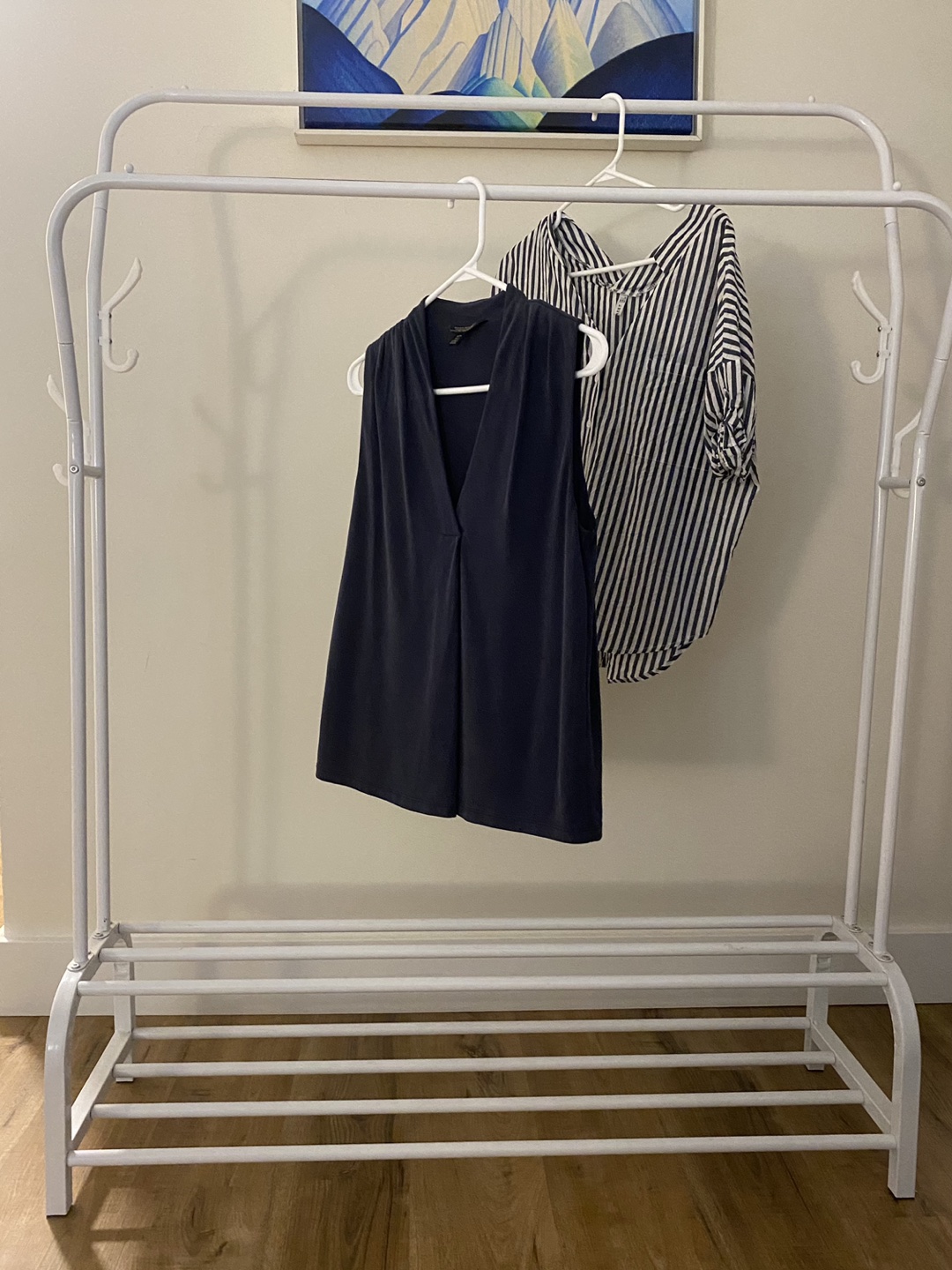 Clothing rack - photo 2