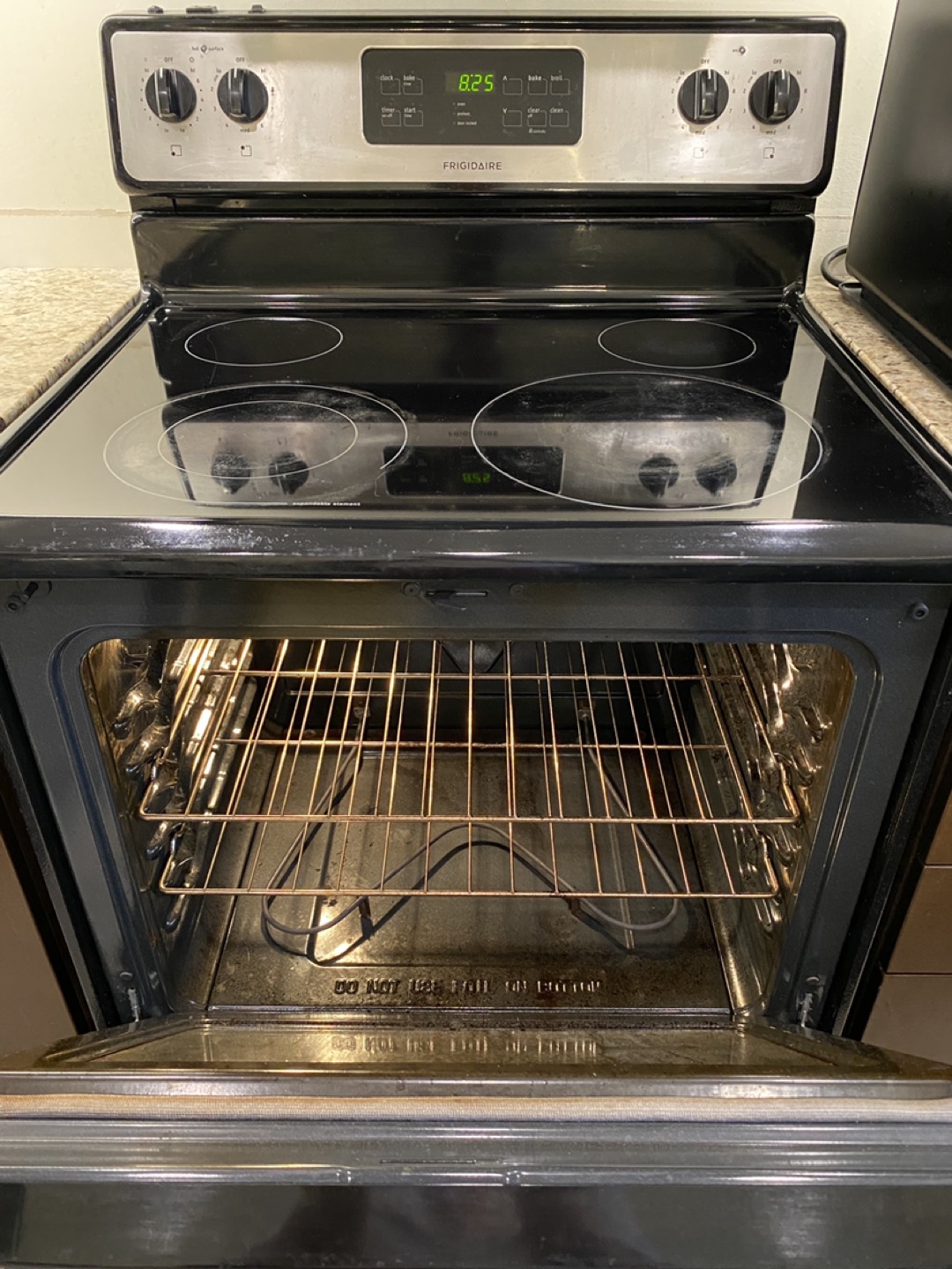 Frigidaire Electric Glass Top Stove image indicator(2)