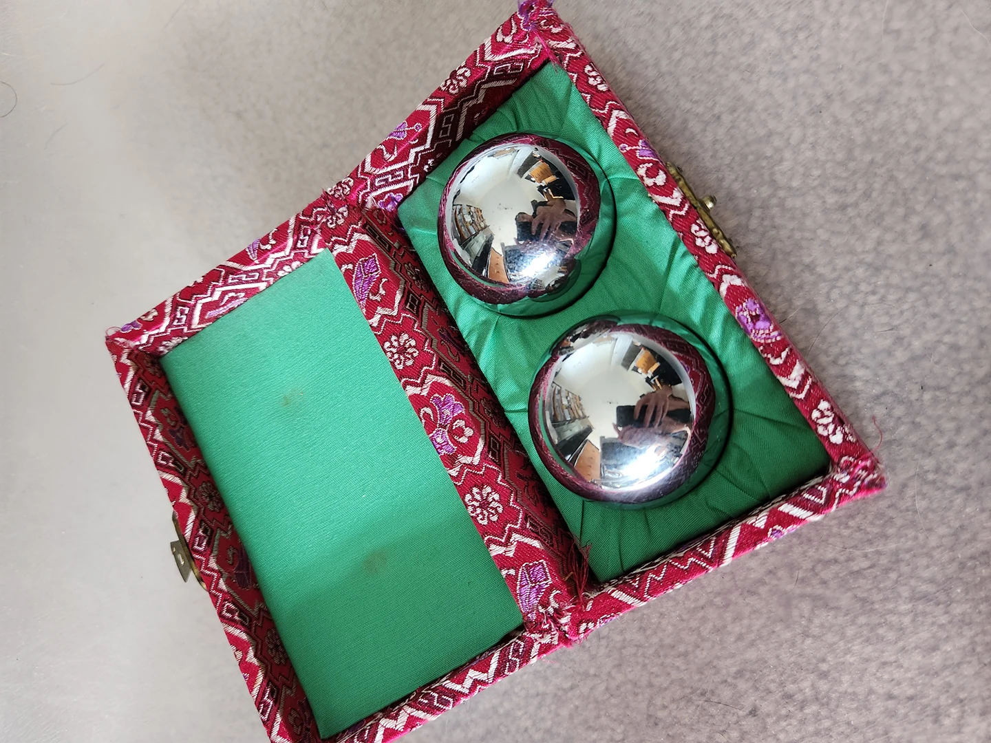 trade in or sell it: Stainless Steel Baoding massage Balls - photo 2