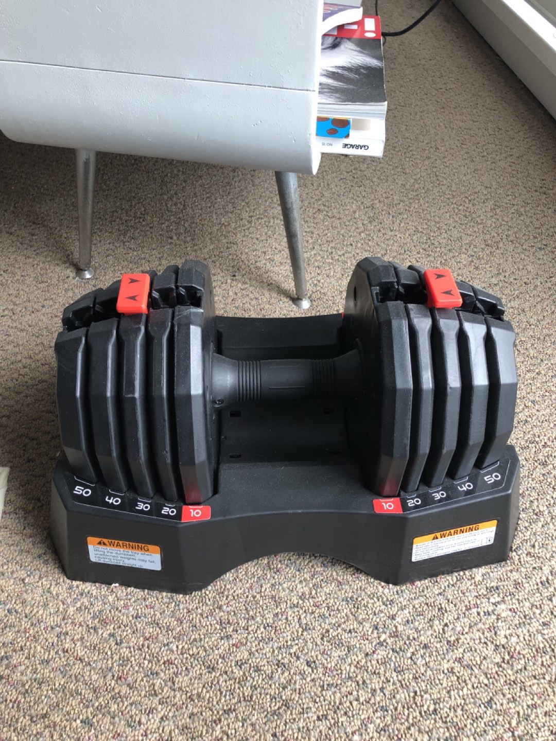 Selling adjustable weights 10 to 50 pounds brand new.