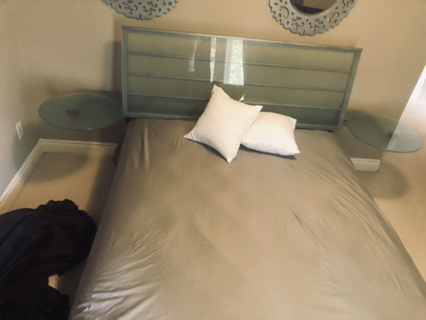 Modern queen size bed - photo 2