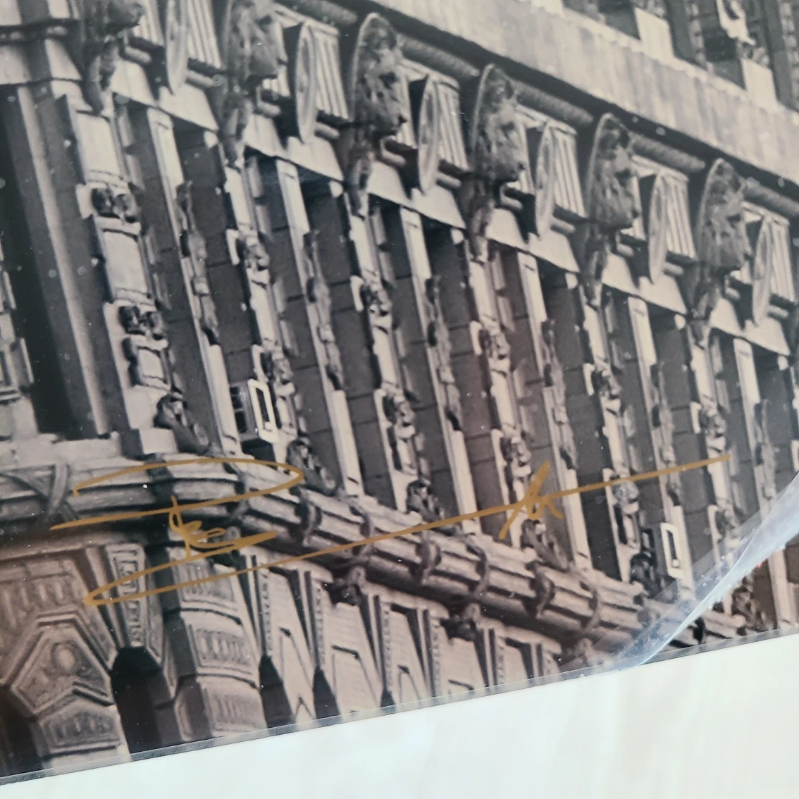 Peter Lik New York Elements Photo image indicator(2)