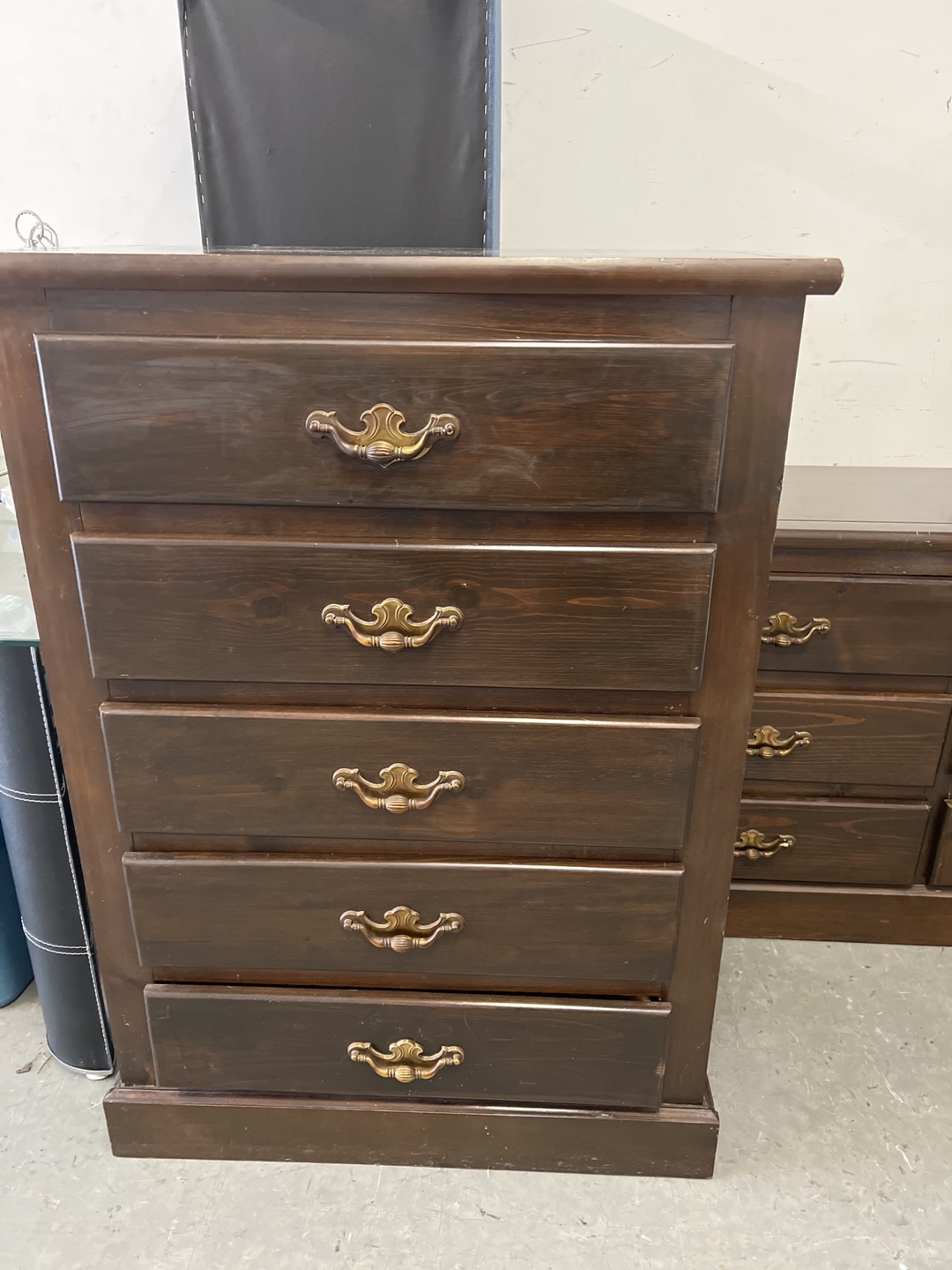 Dresser drawer